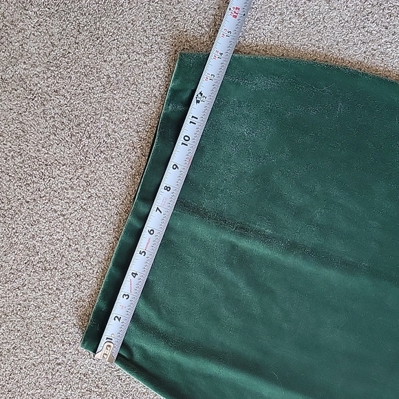 NEW Express green velvet mini skirt size xs - Picture 3 of 5